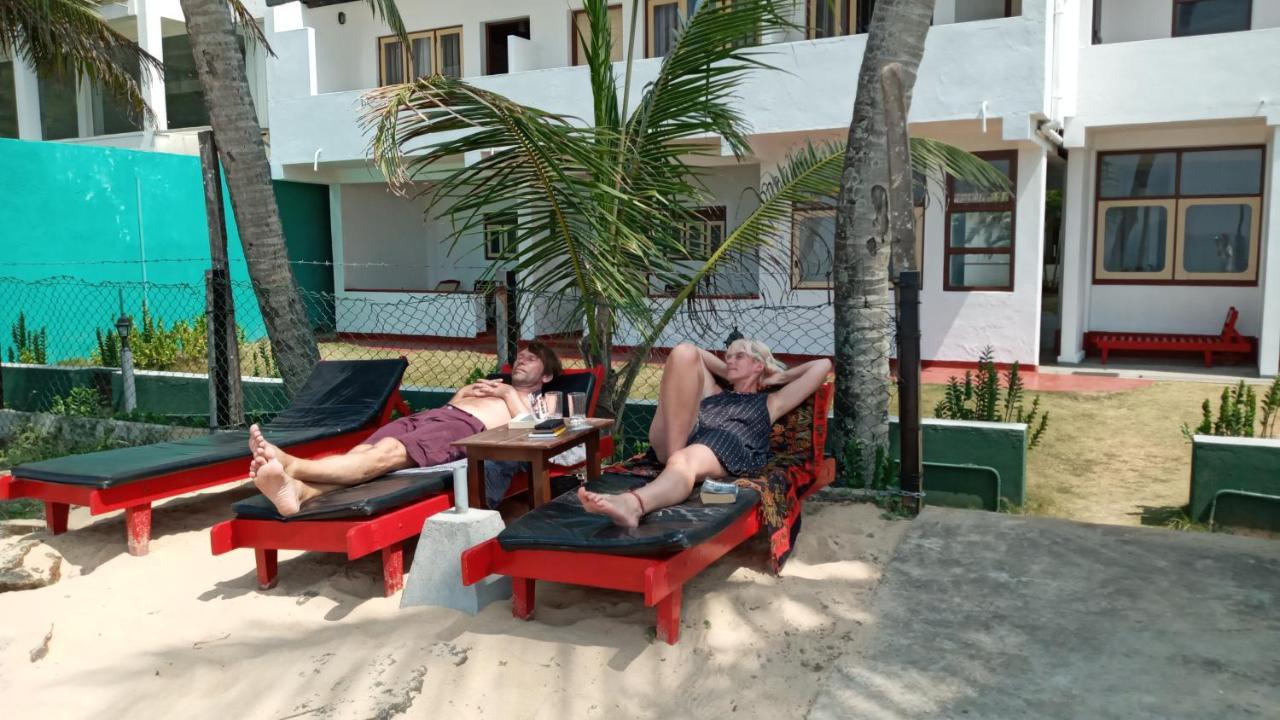 New Seaside Inn ฮิกคาดูวา ภายนอก รูปภาพ